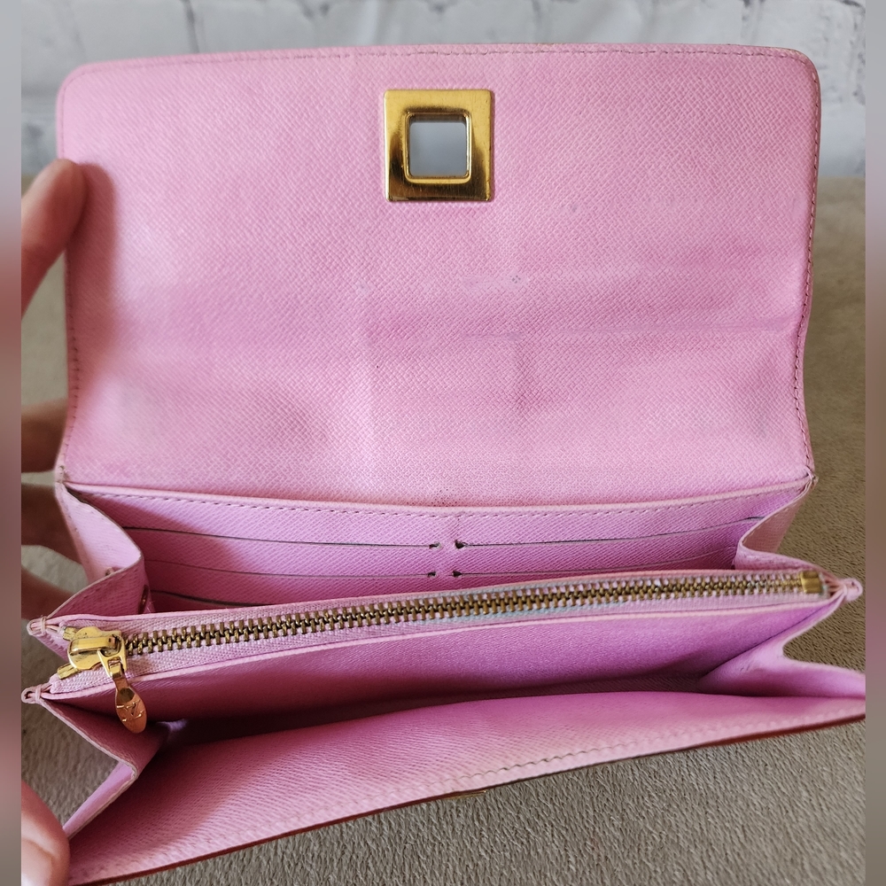 Unavailable W - Picture 9 of 16